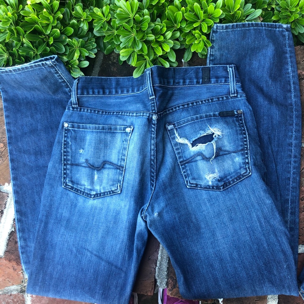 7 FAM medium wash standard jeans size 32